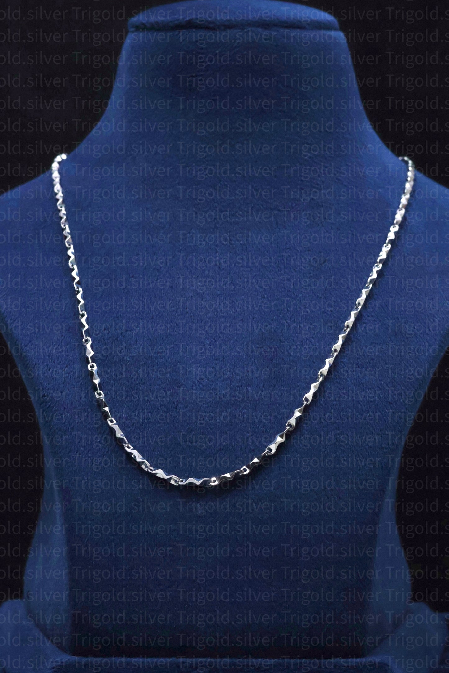 Sleek Platinum Finish Silver Chain