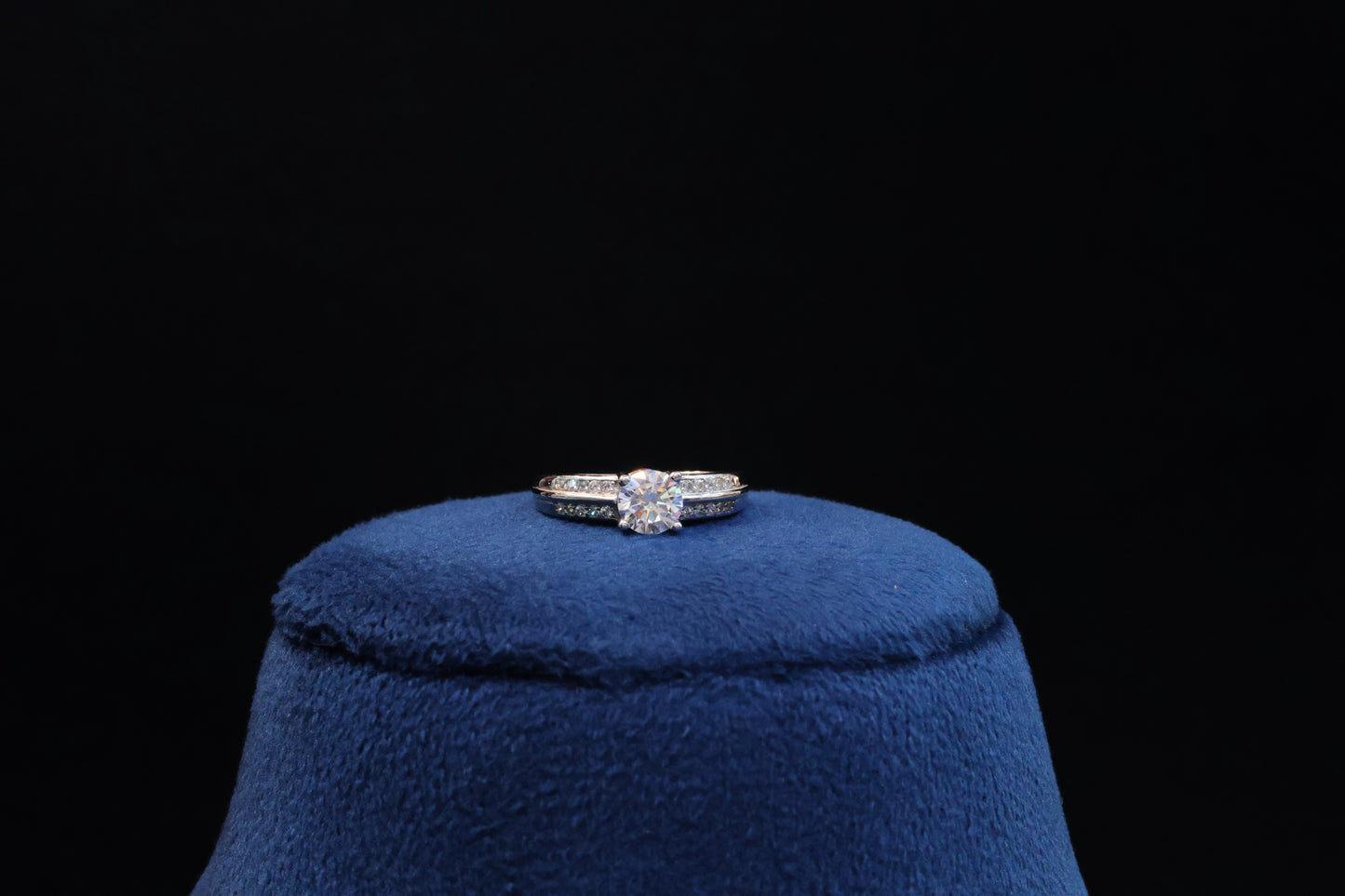 92.5 Pure Silver Solitaire Ring