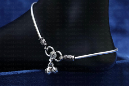 Plain 92.5 Silver Anklet with Gungroo Charms