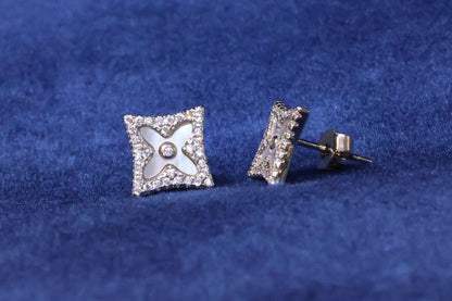Elegant 92.5 Sterling Silver Square Stud Earrings