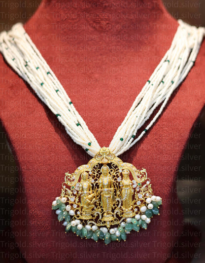 Ram Parivar Gold Pendant 91.6 BIS Hallmarked