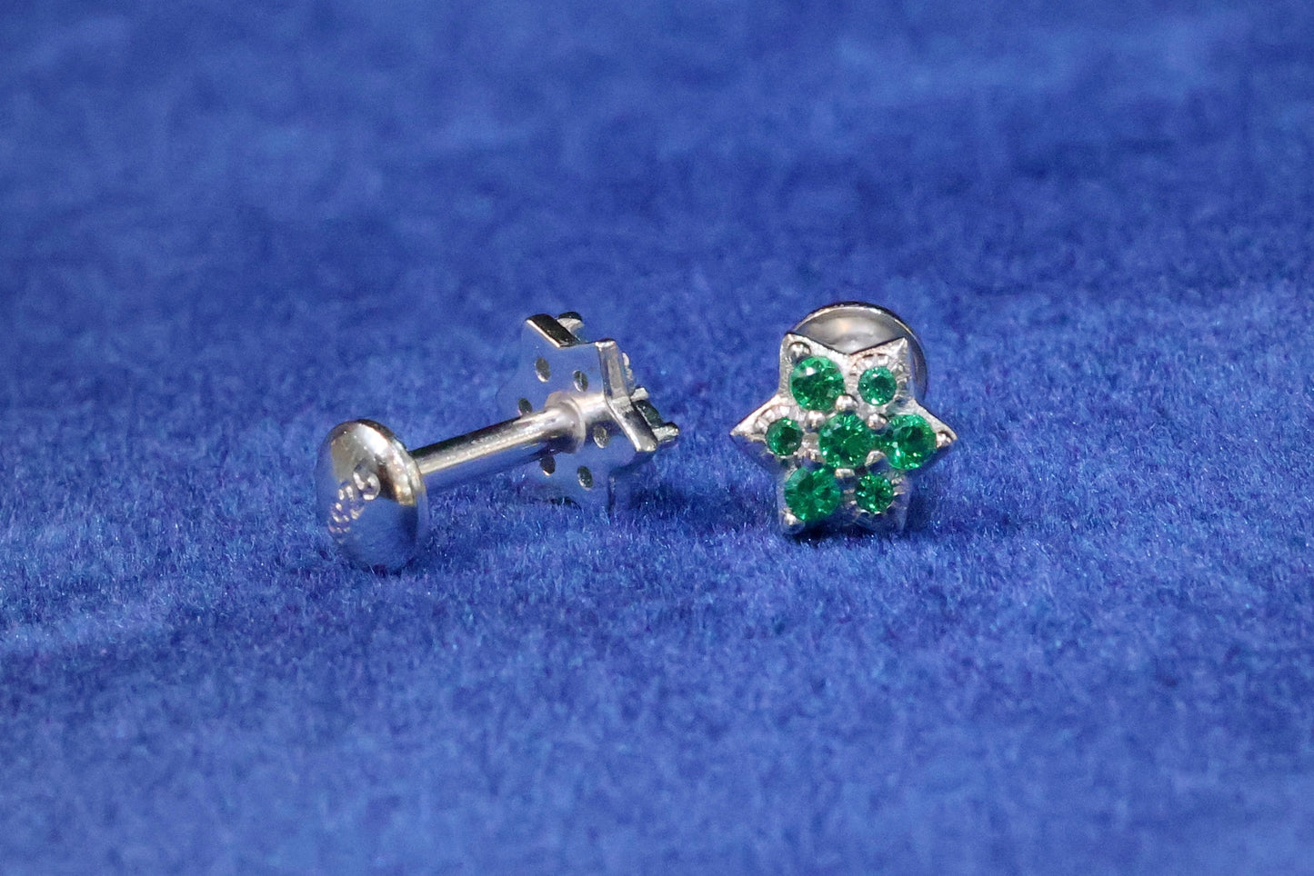 Vintage-Inspired 92.5 Sterling Silver Green Stone Flower Stud Earrings