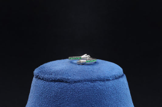 92.5 Pure Silver Ring - Green Stone Hug