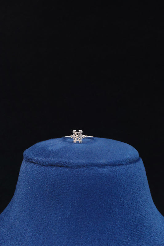 92.5 Pure Silver Ring snowflake