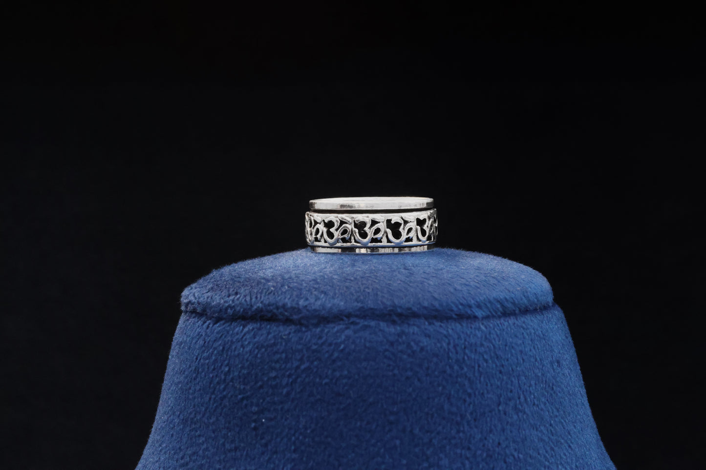 92.5 Pure Silver Ring - Rotating Antique Polish Om