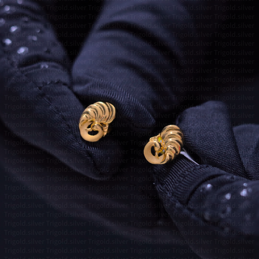91.6 BIS Hallmarked Gold Spiral Peacock Earrings